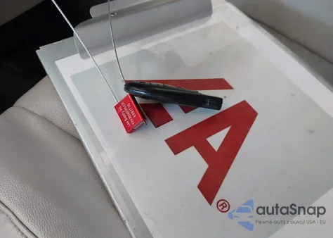 2008 Chrysler Town & Country Touring z USA, uszkodzony, nr VIN 2A8HR54PX8R600614